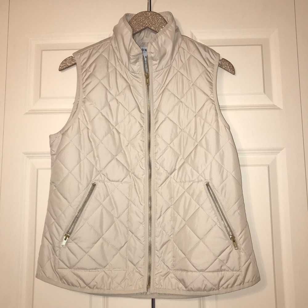 Old Navy Cream Quilted Vest